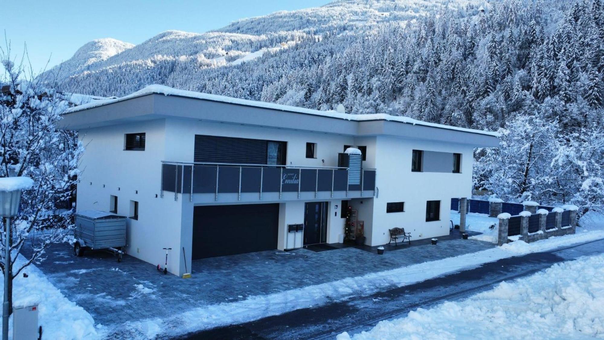 Apart Emilia Schonwies Exterior photo